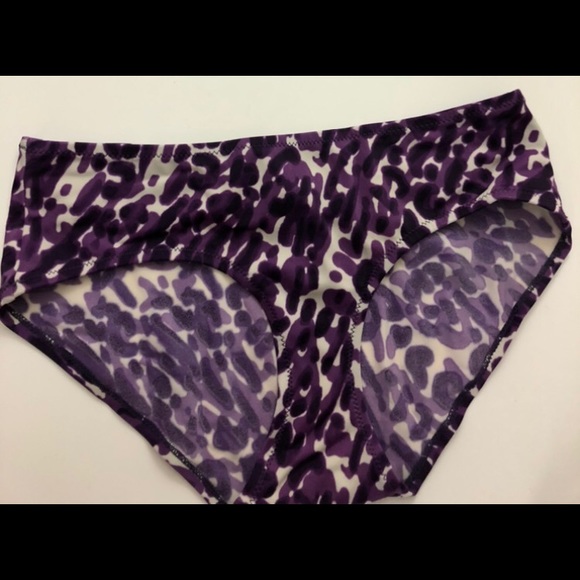 Purple patterned bikini - Picture 2 of 2
